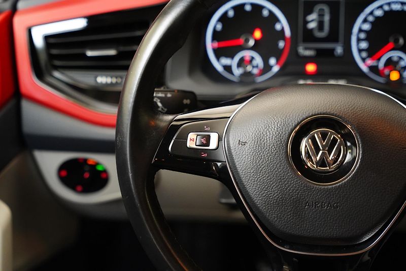 Volkswagen Polo - fotka 16 z 27
