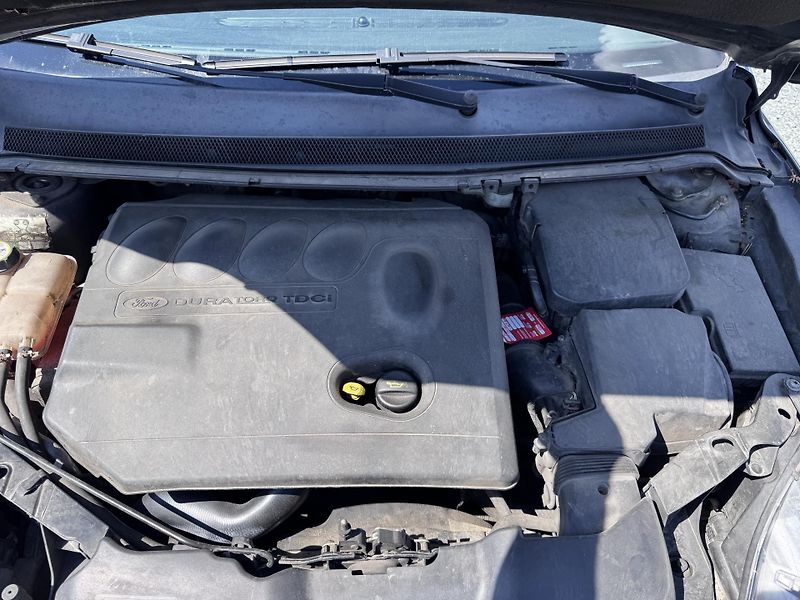 Ford Focus 2.0 TDCi, automat - fotka 7 z 21