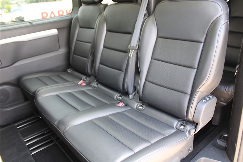 Citroën Jumpy 2,0 HDi  ČR,DPH,AT,8MÍST,SHINE - fotka 32 z 51