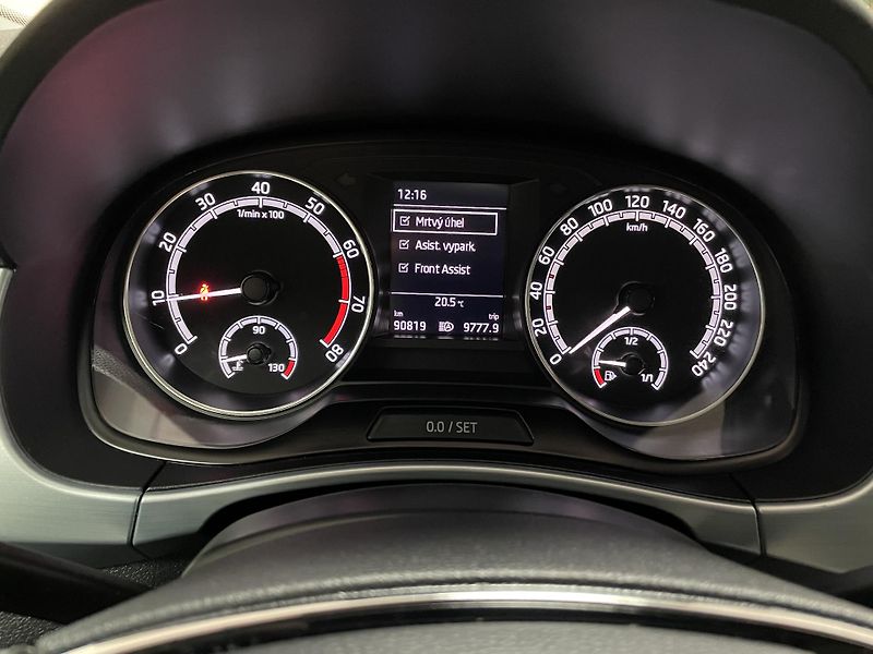 Škoda Fabia 1.0 TSi ČR CEBIA  - fotka 25 z 30