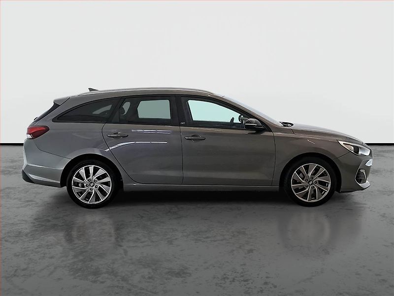 Hyundai i30 (2019) Style 1.4 T-GDI, ČR,1.maj - fotka 6 z 18