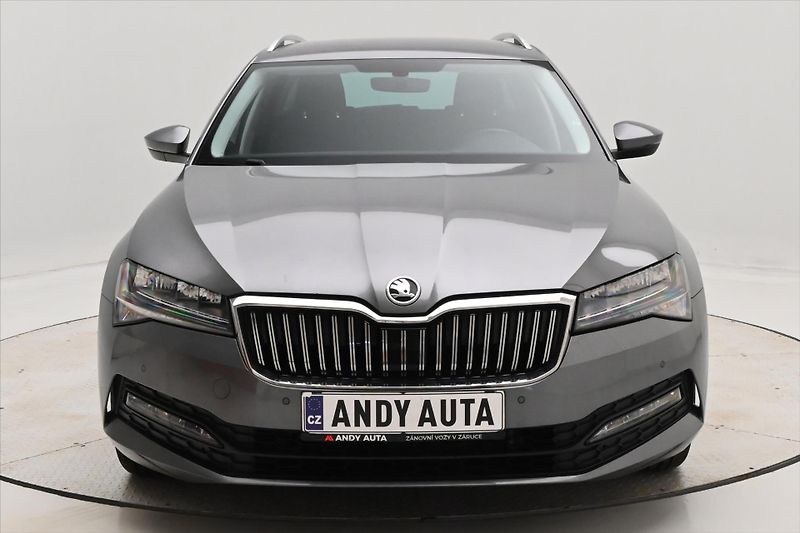 Škoda Superb 2,0 TDI 110kW DSG NAVIGACE Zár - fotka 2 z 30