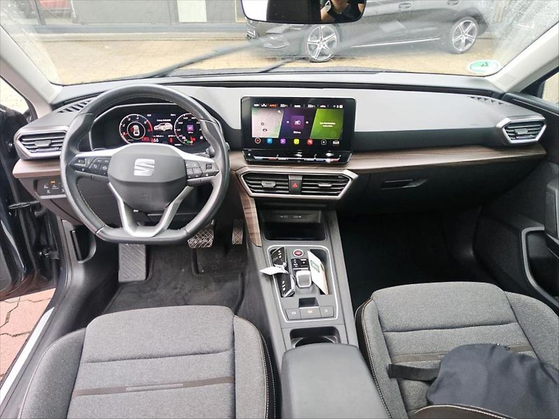 Seat Leon 2,0 TDI TAŽNÉ KAMERA - fotka 5 z 10