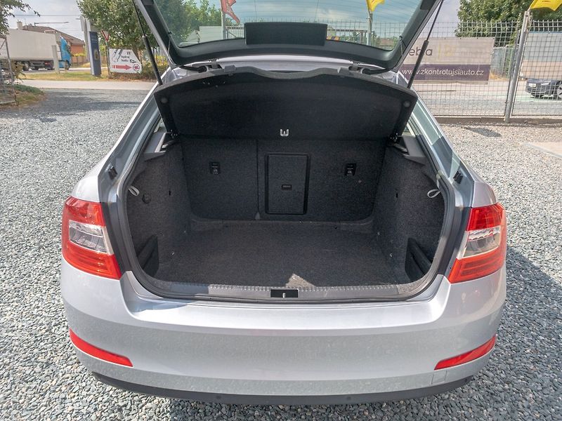Škoda Octavia (2013) 1.4TSI 103KW – TAŽNÝ - fotka 38 z 46