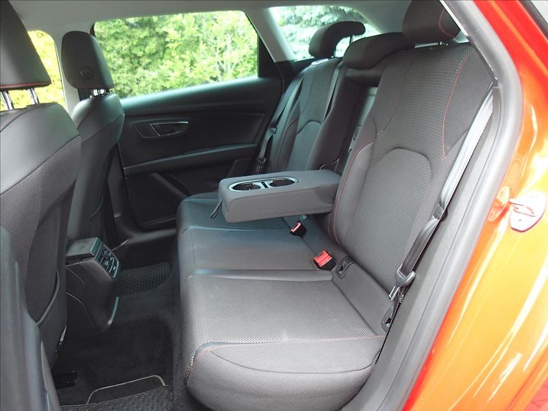 Seat Leon 2,0 TDi, FR, Dsg, ČR - fotka 37 z 49