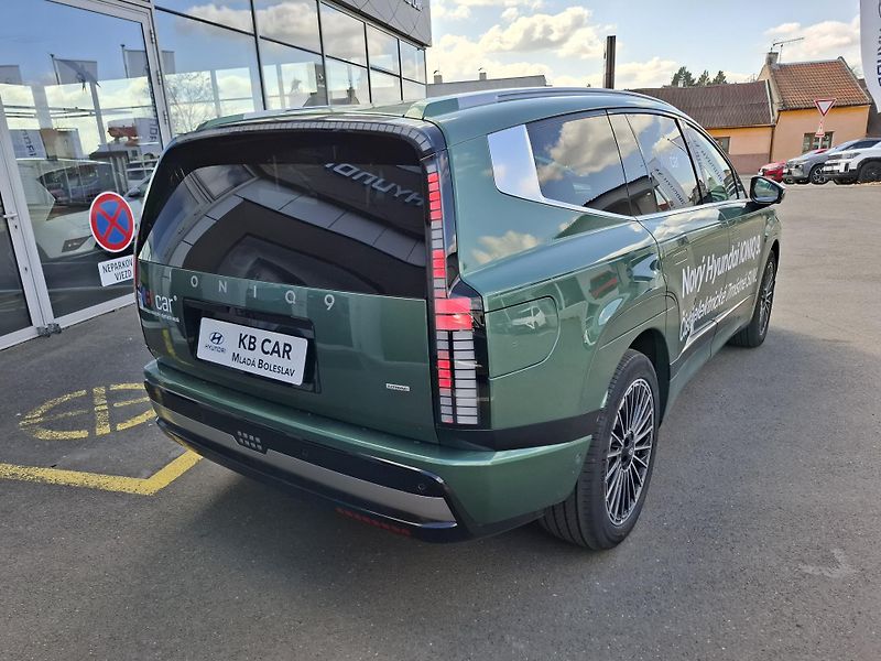 Hyundai Ioniq 9 (2026) 110kWh 226kW 7S CALLIGRAPH 4x4 - fotka 5 z 10