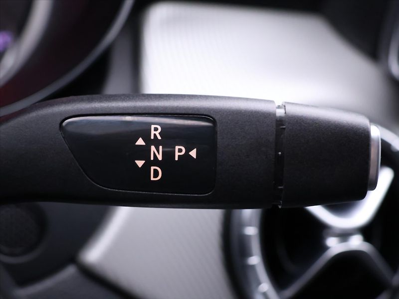 Mercedes-Benz CLA 2,0 250 155kW 4Matic Xenon - fotka 22 z 39