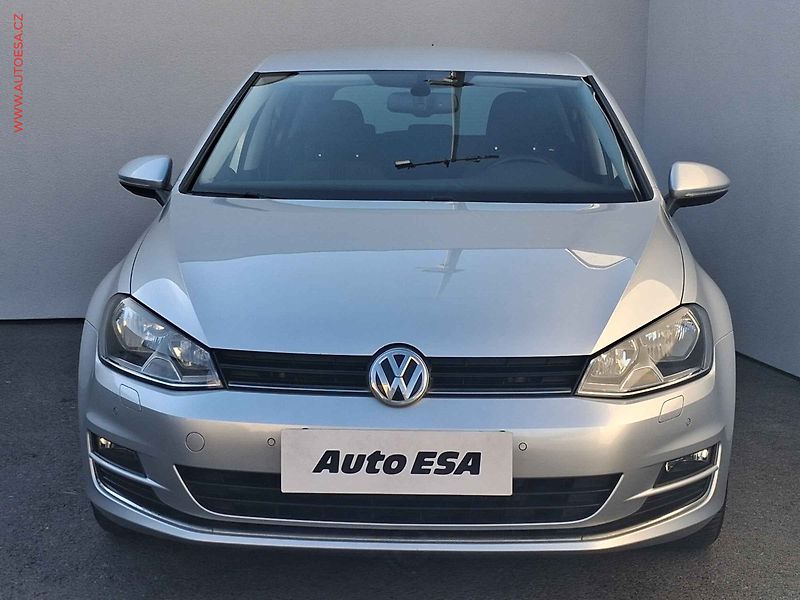 Volkswagen Golf (2016) 2.0 TDi, Allstar, DSG, navi - fotka 2 z 18
