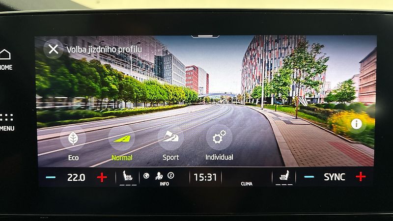 Škoda Octavia 2.0 TDI Style Combi - fotka 25 z 25