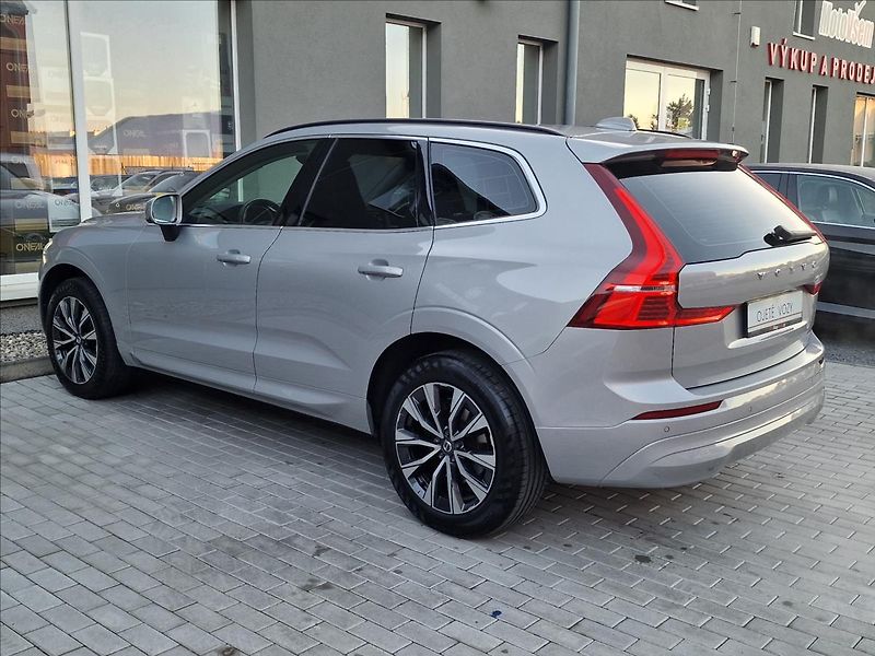Volvo XC60 B5 AWD Momentum Pro,ČR,1.Maj. - fotka 7 z 50