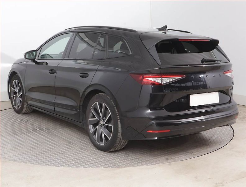 Škoda Enyaq (2022) Sportline iV 60 (62 kWh) - fotka 4 z 18