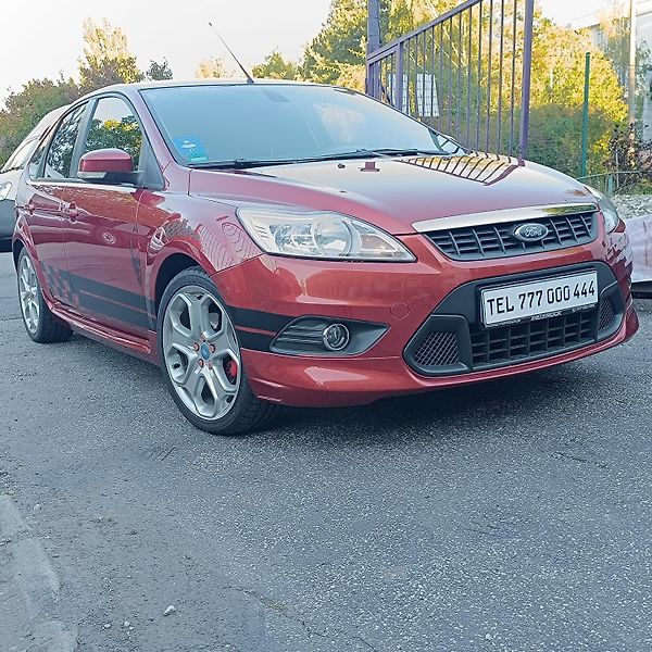 Ford Focus  Titanium,1.8/92kW, benzin - fotografie inzerátu