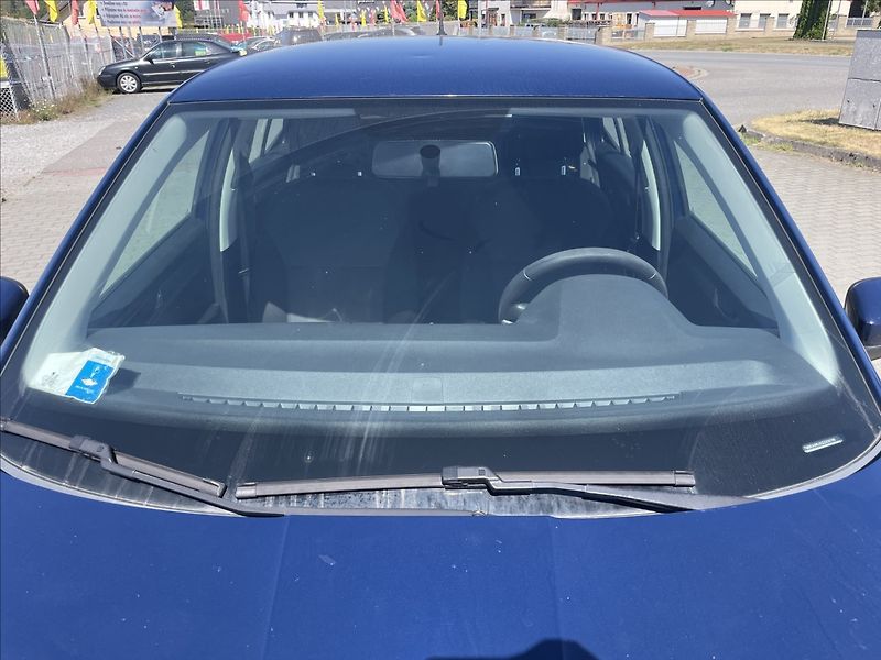 Škoda Fabia 1,0 MPi 44kw Klima Euro6 bez k - fotka 27 z 33