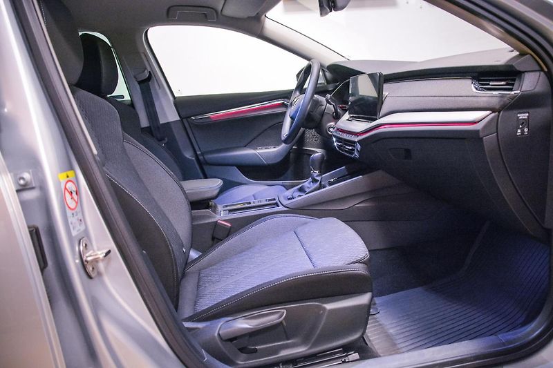Škoda Octavia Style Plus Navigace 18 kola ČR - fotka 32 z 76