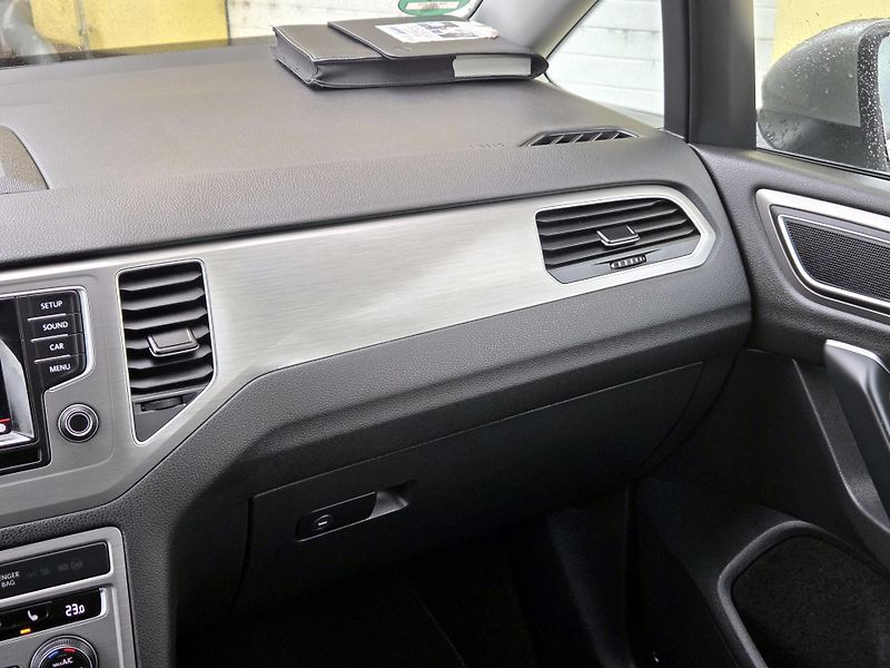 Volkswagen Golf Sportsvan TSi CEBIA,KAMERA,Bi-xenony  - fotka 26 z 43