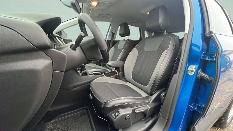 Opel Grandland X 1.2T (96kW) AT8/5857 - fotka 20 z 31