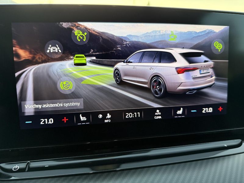 Škoda Octavia 2.0TDi RS 147kW DSG  - fotka 23 z 26