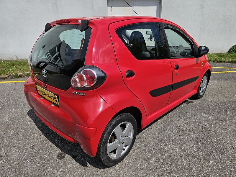 Toyota Aygo (2011) 1.0i KLIMA - fotka 5 z 17