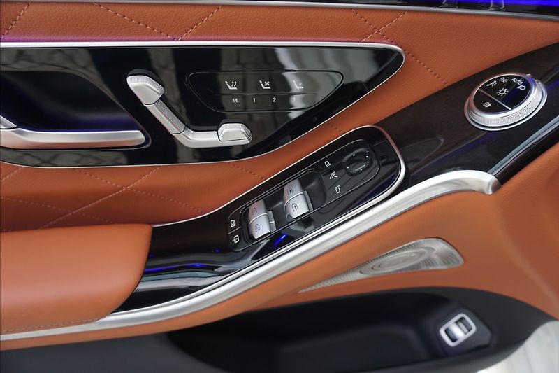 Mercedes-Benz Třídy S 2,9 S 400d 4M L,CZ,first class - fotka 16 z 23