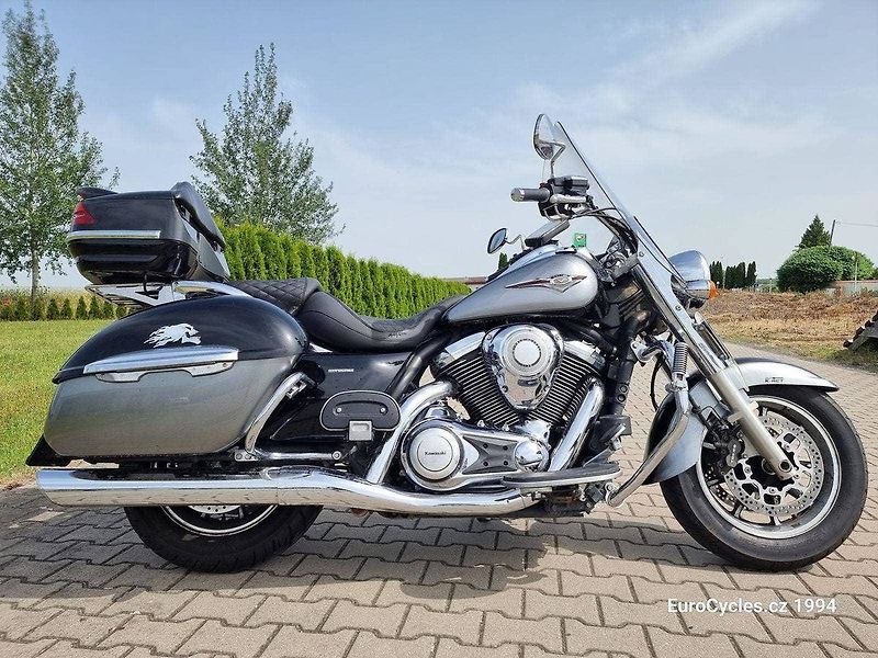 Kawasaki VN 1700 Classic (2011) Tourer akce 154900 - fotka 19 z 20