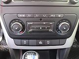 Škoda Yeti (2013) 2.0 TDi 4x4, ČR, Ambition - náhled 12
