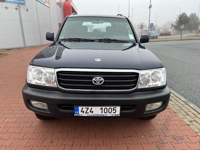 Toyota Land Cruiser 4.6 V8 LPG - fotka 3 z 24