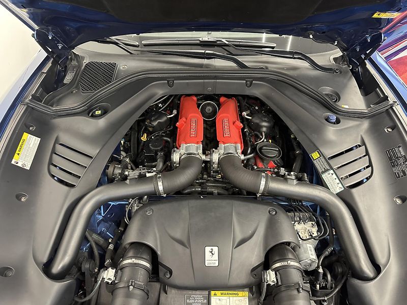 Ferrari California (2017) T 3.9 HGTE*VENTILACE*CARBON - fotka 18 z 20