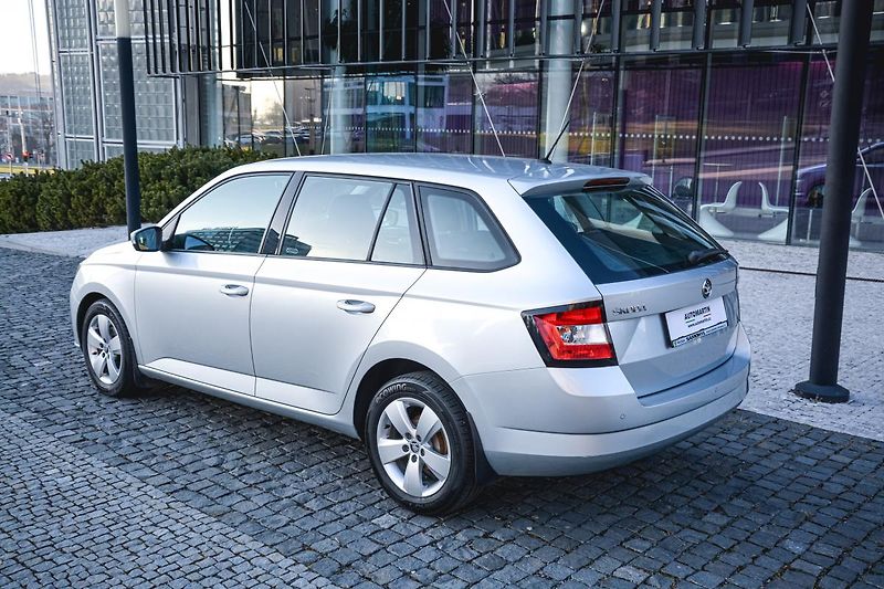 Škoda Fabia (2017) III 1.0 55kw Style Combi 1 MAJ - fotka 3 z 38