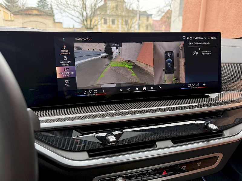 BMW X5 xDrive40d M-PRO Individual AIR - fotka 28 z 50