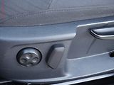 Volkswagen Passat (2013) 2.0 TDI 4x4, ČR, Comfortline - náhled 17