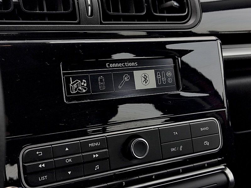 Citroën C3 (2018) 1,2 i PureTech - fotka 11 z 30
