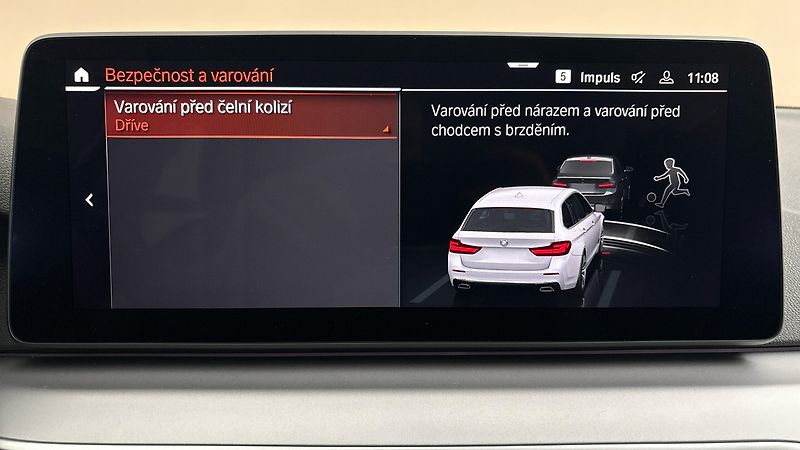 BMW Řada 5 2.0 520d At Touring - fotka 27 z 33