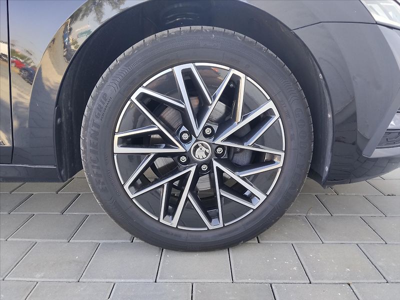 Škoda Octavia 2,0   2.0TDI 110Kw DSG Tažné - fotka 30 z 32
