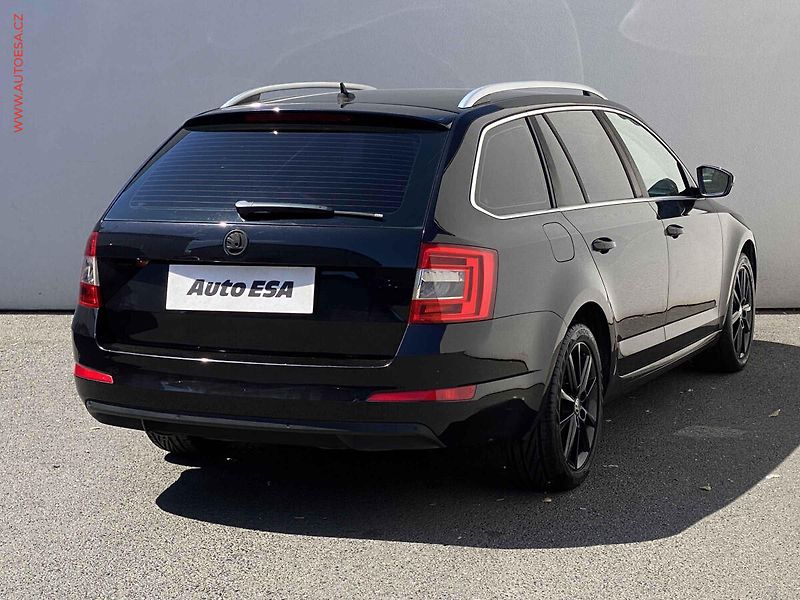 Škoda Octavia (2017) 1.4 TSi, Style, bixen, navi - fotka 4 z 17