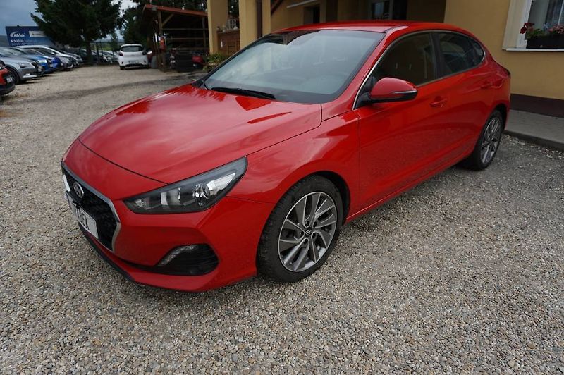 Hyundai i30 (2019) 1,4     103KW    2 .MAJ,  Nové - fotka 2 z 32