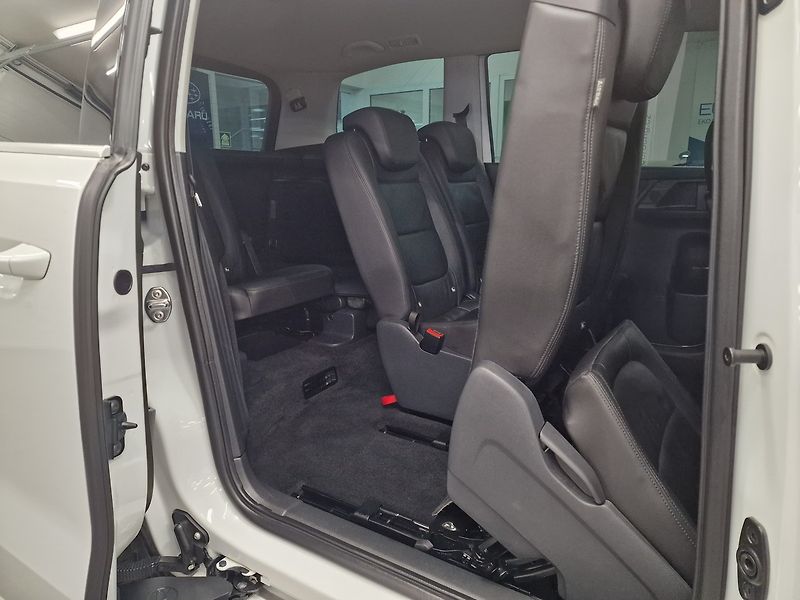 Volkswagen Sharan (2020) 130kW 4M GT DSG 2020 | Záruka - fotka 31 z 73