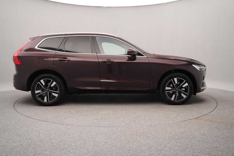 Volvo XC60 (2026) B5 AWD AUT BRIGHT PLUS - fotka 14 z 30