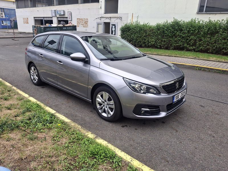 Peugeot 308 SW 1,6 1UK2639 - fotka 9 z 27