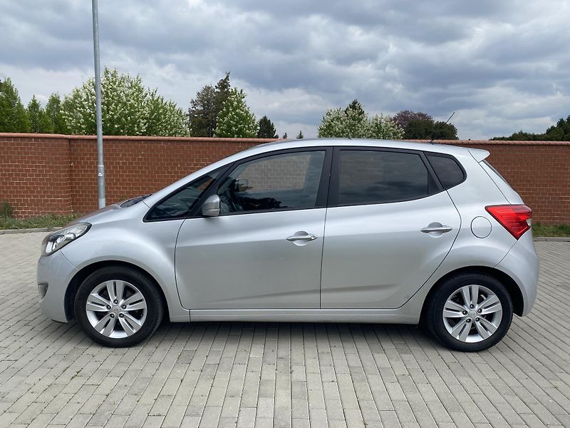 Hyundai ix20 1.6 CRDi, PREMIUM, PANORAMA!! - fotka 2 z 44