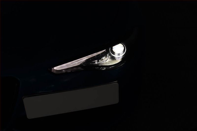 Alfa Romeo Giulia (2017) 2.0 Turbo - fotka 26 z 26