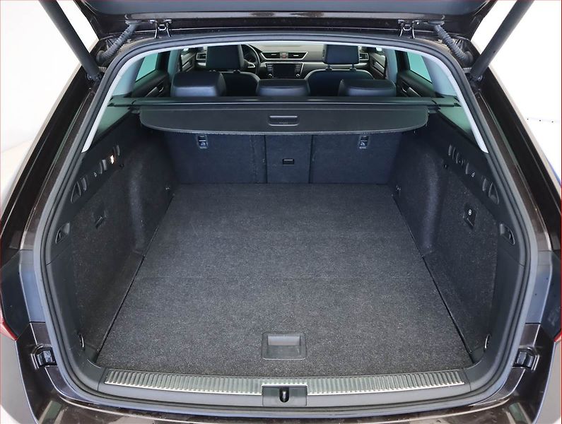 Škoda Superb (2016) Style Plus 2.0 TDI, 4X4 - fotka 14 z 24