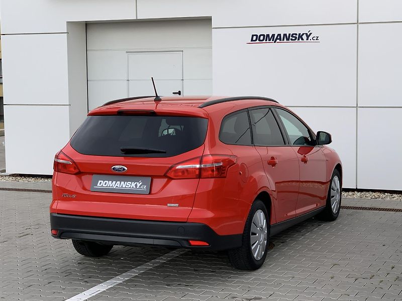 Ford Focus TREND 1.0 EcoBoost 92kW MAN6 - fotka 11 z 20