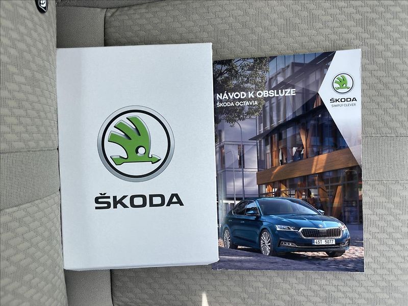 Škoda Octavia 1,5 TSI Style LED+PDC - fotka 19 z 23