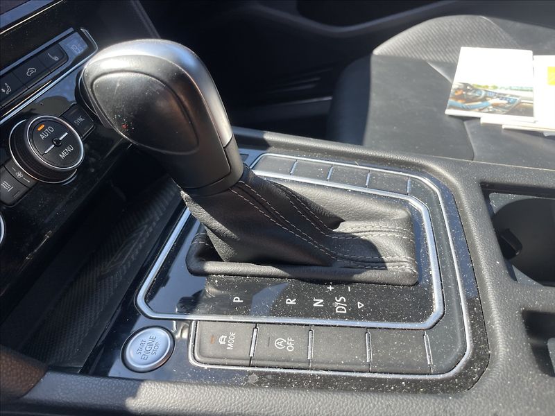 Volkswagen Arteon 2,0 BiTDi 176kw R-Line 4x4 DPH - fotka 22 z 39