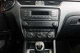 Škoda Octavia (2013) 1.6 TDi, ČR, Elegance - náhled 13