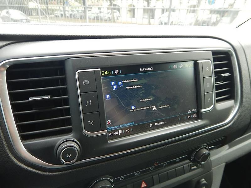 Peugeot Expert (2021) e-Expert 50 kWh Premium - fotka 9 z 11