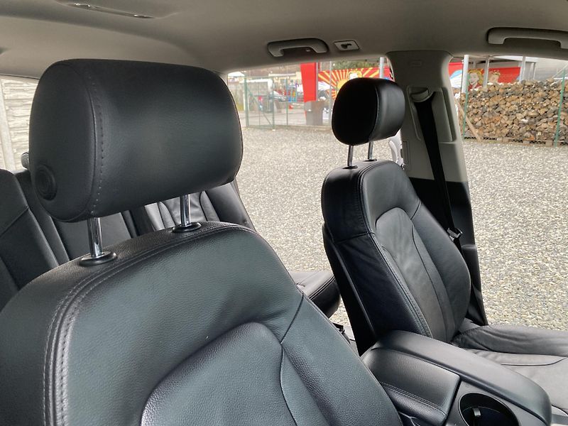 Audi Q7 3.0TDi 4x4 240PS FL 8Q SLINE!! - fotka 126 z 156