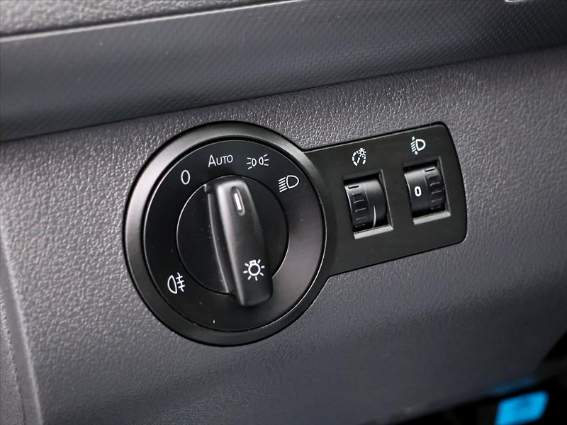 Volkswagen Caddy 1,6 TDI 75kW DSG Tažné Serv.Kn - fotka 16 z 34