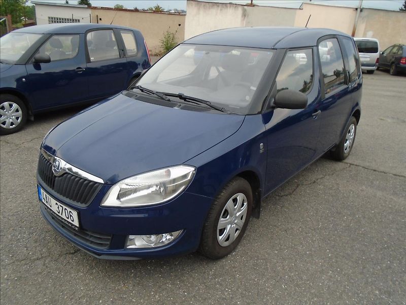 Škoda Roomster 1,4   1.4 - fotka 8 z 23