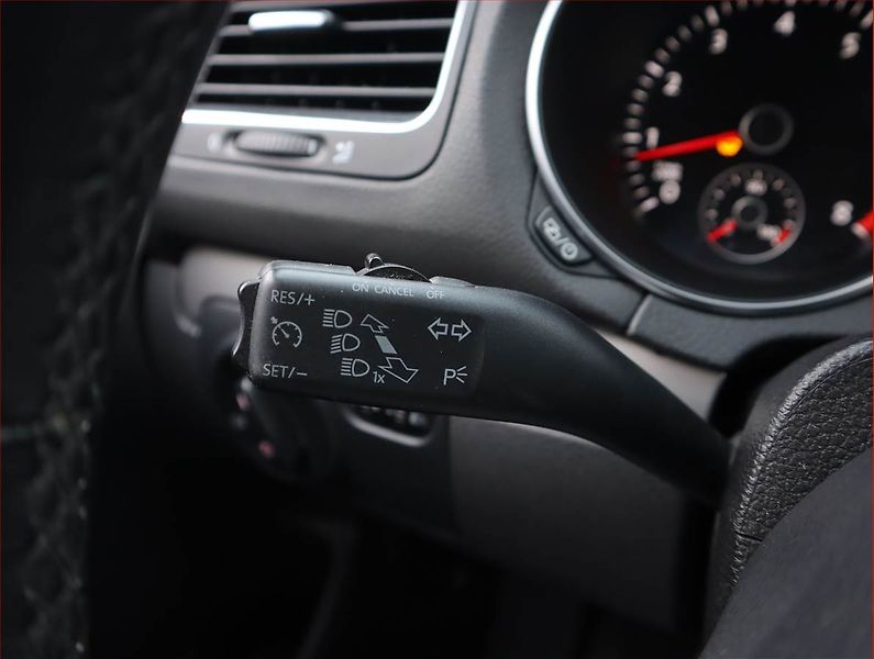 Volkswagen Golf (2013) 1.4 TSI, Serv.kniha, Tempomat - fotka 16 z 18